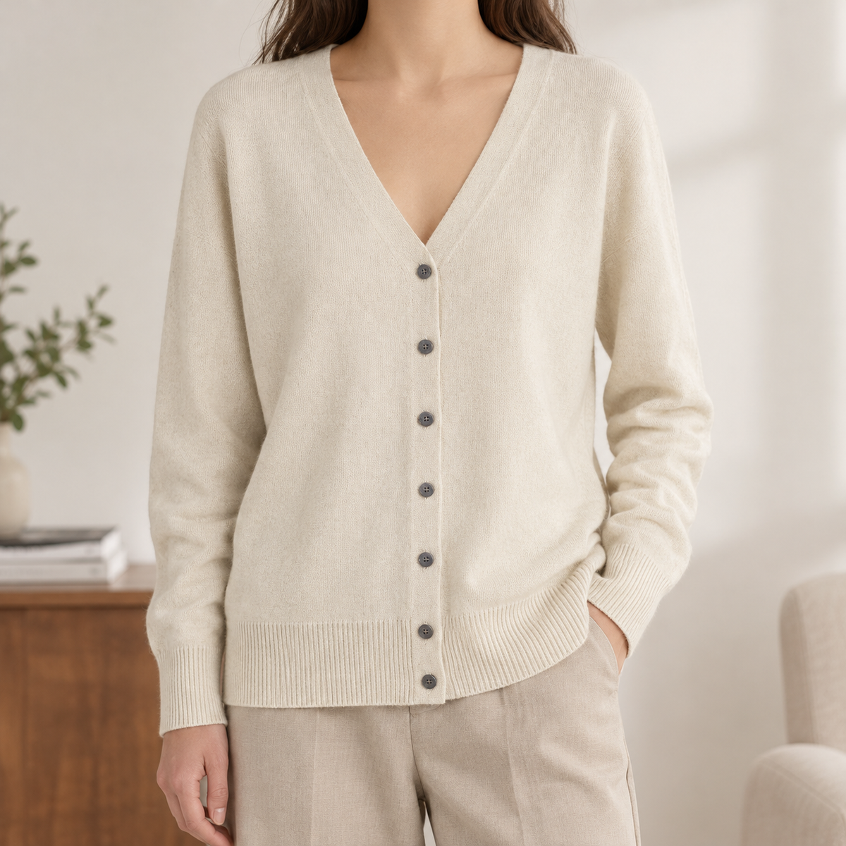 Balquhidder V Neck Cardigan - Cream
