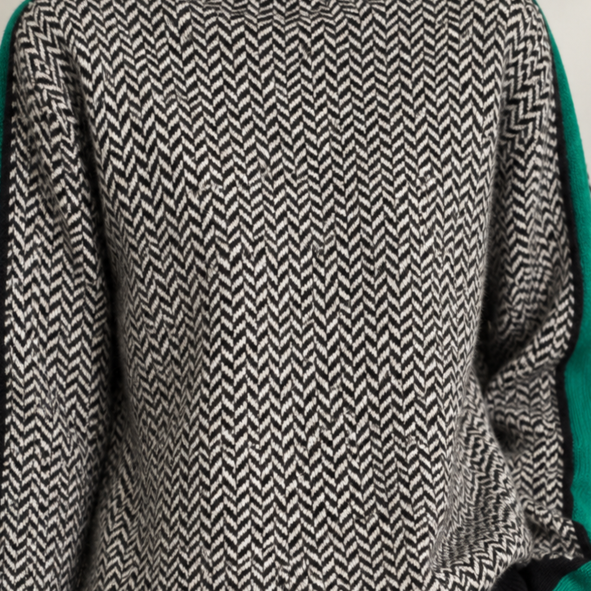 Mawes Cashmere Sweater - Lead Product Detail