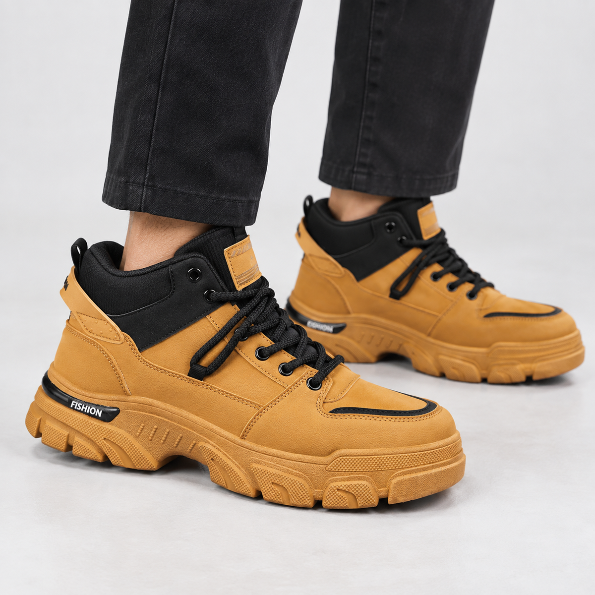 Montero Chunky Sneakers - Tan