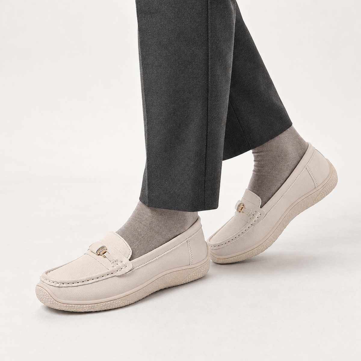 Catbells Buckle Loafers - Off White