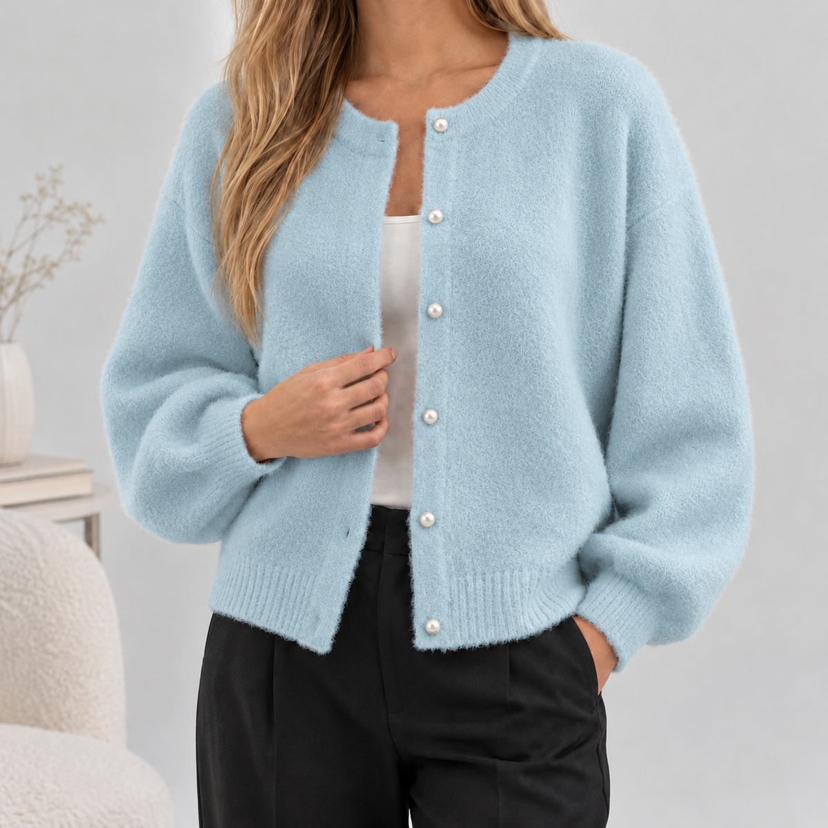 Beckering Pearl Cardigan - Light Blue