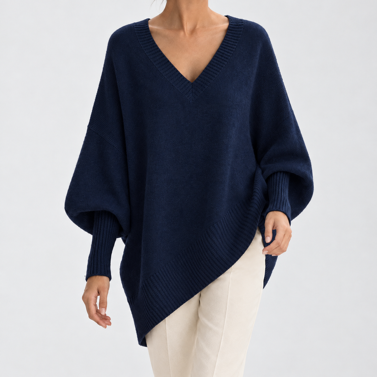 Giulia V-Neck Sweater - V-neck Navy Blue